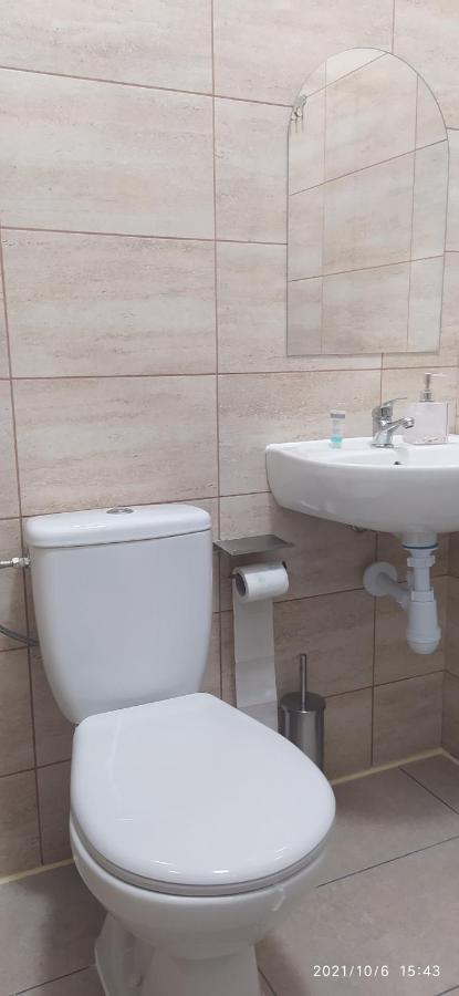 4U Hostel Zgorzelec - Free Parking Jedrzychowice  Ngoại thất bức ảnh