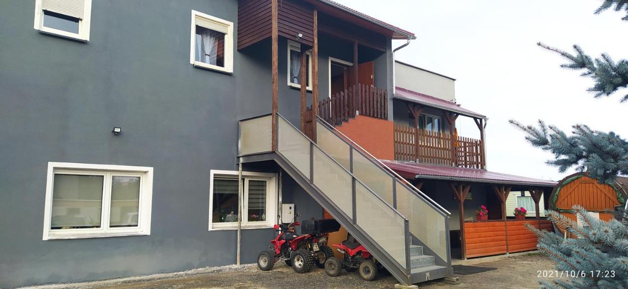 4U Hostel Zgorzelec - Free Parking Jedrzychowice  Ngoại thất bức ảnh